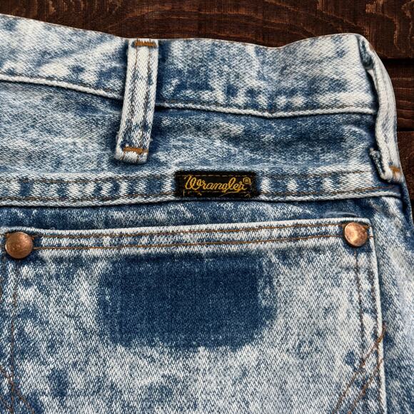 Wrangler Vintage High Waisted Acid Wash Micro Cut Off Frayed Denim Shorts 32 - Picture 5 of 10